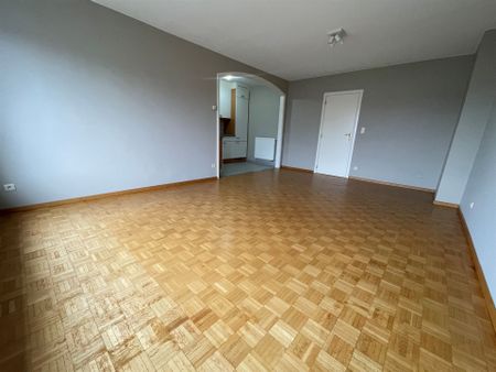 Prachtig vernieuwd appartement met 1 slaapkamer en dressing! - Foto 4