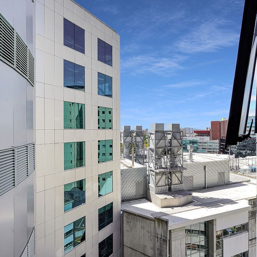 Studio - Walking Distance to AUT - Photo 1