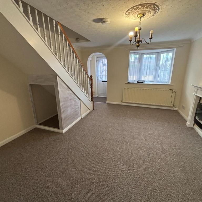 2 bedroom terraced house to rent - Photo 1