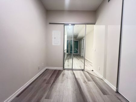 For Lease - 7890 Jane Street Unit# 2808, Vaughan, Ontario - Photo 3