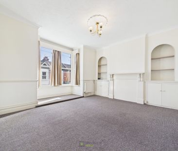 Winter Road, Southsea, PO4 - Photo 2