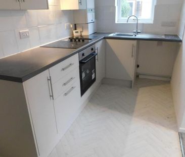 1 bedroom terraced house to rent - Photo 5