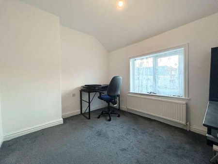 Macbeth Road, Fleetwood, FY7 - Photo 2