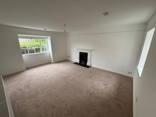 31 Waringstown Road, Lurgan, BT66 7HH - Photo 1