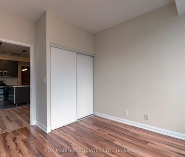 500 Condos and Lofts , #909 - Photo 4