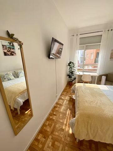 Calle de Bravo Murillo, Madrid, Community of Madrid 28020 - Foto 3