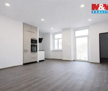 Pronájem bytu 2+kk v České Lípě, ul. Jiráskova - Photo 1