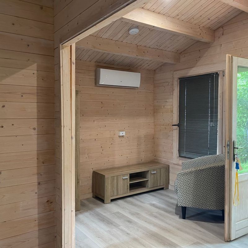 Self-contained Studio - Photo 1