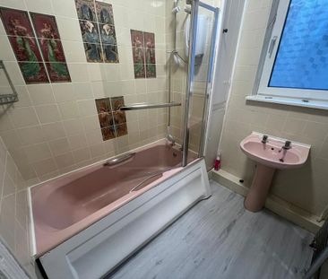 5 bedroom terraced house to rent - Photo 2