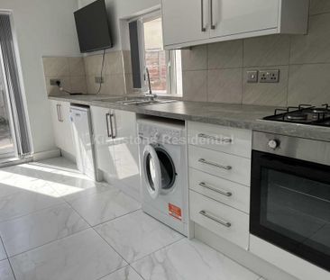 5 bedroom terraced house to rent - Photo 6