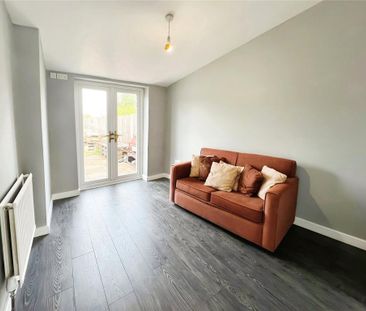 3 bedroom bungalow to rent - Photo 1