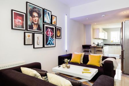 5 bedroom terraced house to rent - Photo 3