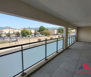 Location Appartement 2 pièces 47m² TRETS 13530 - Photo 5