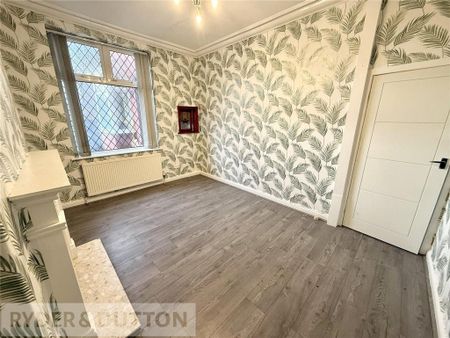 4 bedroom terraced house to rent - Photo 3