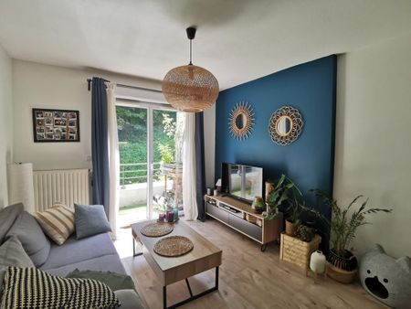 Location Appartement 2 pièces Meublé 31m² CHAMBERY 73000 - Photo 2