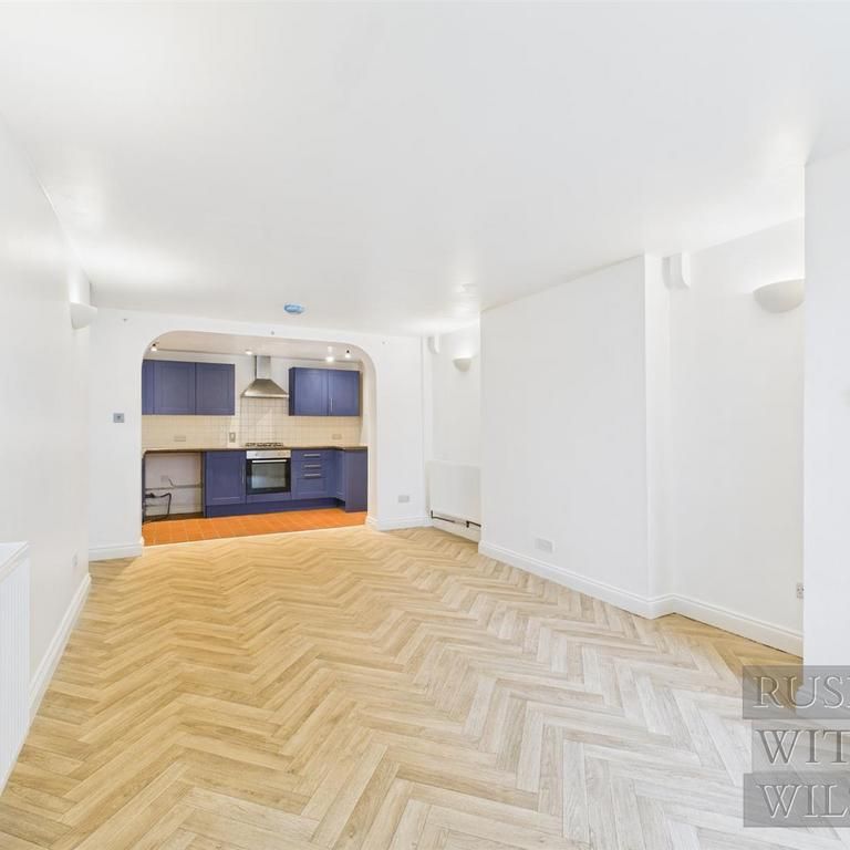 2 bedroom flat to rent - Photo 1