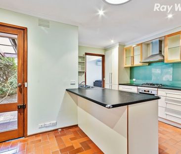 Single-level Tranquillity with Parkland Outlooks - Photo 6