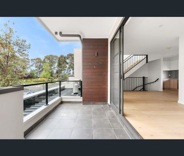 2&3/18 Holskamp Street, Mount Waverley, Vic 3149 - Photo 4