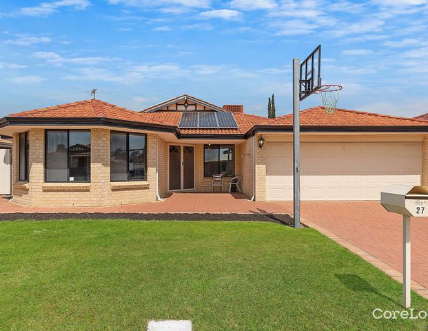 Spacious & Stylish 4-Bedroom Family Hom - Photo 1