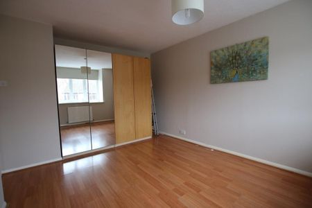 4 bedroom detached house to rent - Photo 5