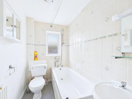 2 bedroom terraced house to rent - Photo 2