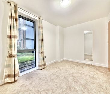 2 Joslin Avenue, London, NW9 - Photo 6