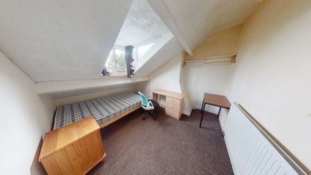 9 Bed - Kensington Terrace, Hyde Park, Leeds - Photo 3
