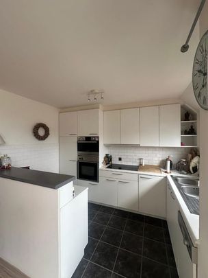 Appartement te huur - Photo 1