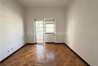 Apartamento T3 em Setúbal