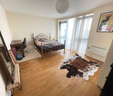 Axminster Road, London - Photo 4