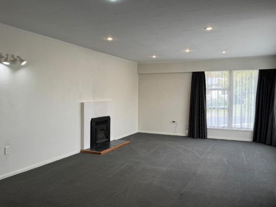 Solid family home in popular Havelock North ... - Photo 1