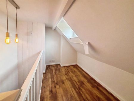 3 bedroom terraced house to rent - Photo 5