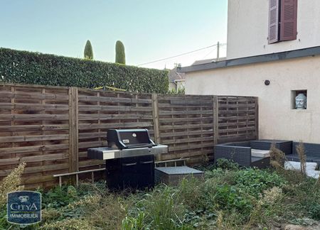 Location Appartement 3 pièces 74m² ST GENIX SUR GUIERS 73240 - Photo 3