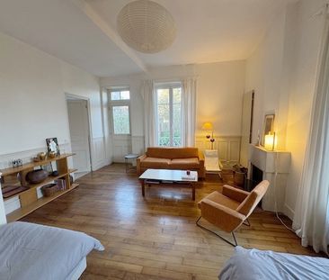 Location Maison 8 pièces 205m² ORGEVAL 78630 - Photo 1