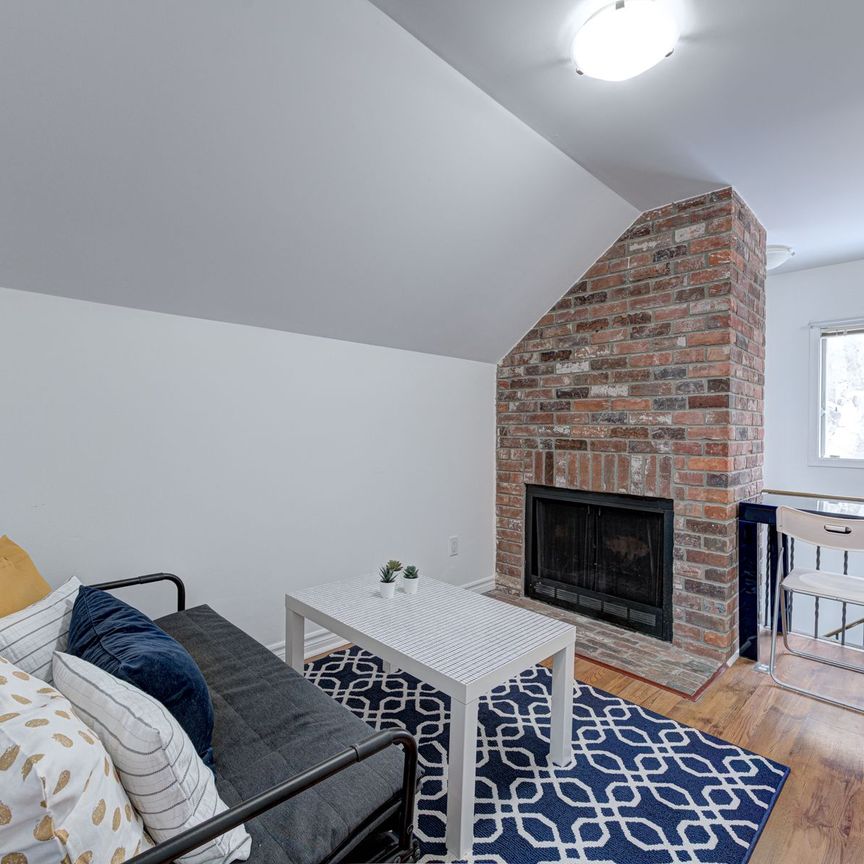 For Lease - 135 Sheppard Avenue Unit# Unit 2, Toronto, Ontario - Photo 1