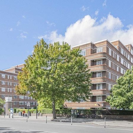 Balham High Road, SW17 7JD, London - Photo 4