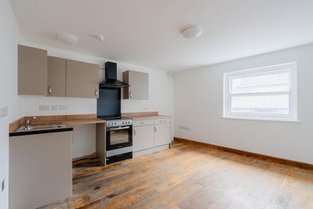 2 bedroom flat to rent - Photo 4