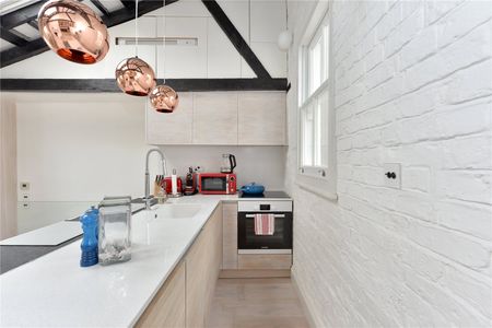 2 Bed Mews House To Rent - Photo 4