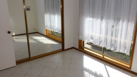 Fantastic Single Level 2 Bedroom Townhouse - Photo 2