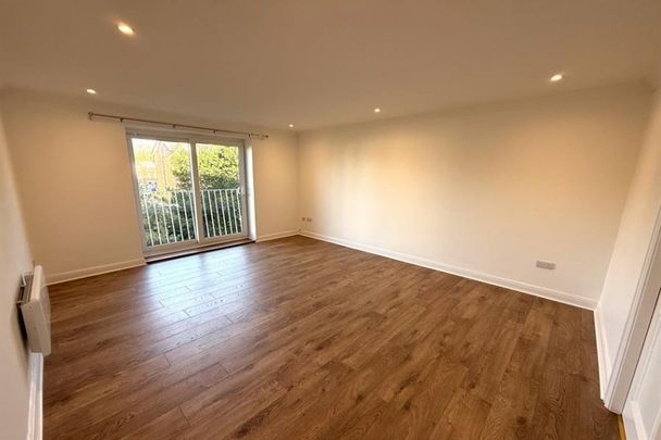 2 Bedroom Apartment Available Arranging tenancy - Photo 1