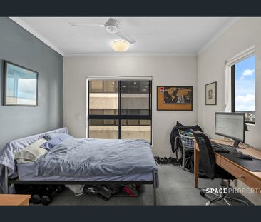 Furnished Studio Apartment - Photo 1