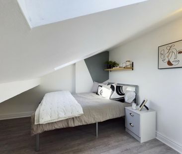 1 bedroom in a house share to rent - Photo 4