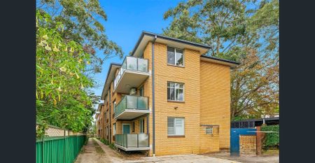 Beautifully Appointed In The Heart Of Summer Hill - Photo 3