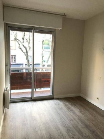 Location appartement t1 bis 2 pièces 30 m² à Rodez (12000) - Photo 4