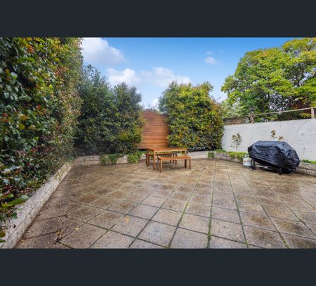 17 Rodney St, Quarry Hill, Vic 3550 - Photo 3