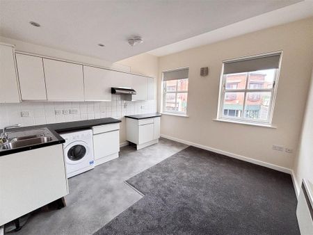 1 bedroom flat to rent - Photo 4