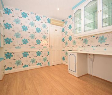 4 bedroom semi-detached house to rent - Photo 5