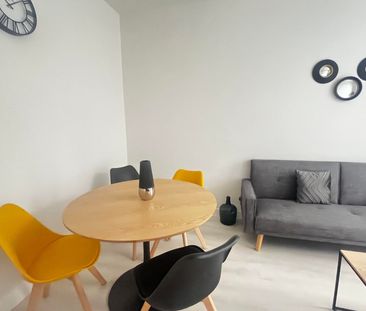 Appartement à louer 2 pièces • 36,87 m2 Paris 9 - Photo 1