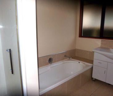 Townhouse on Wai-iti Rd - Photo 5