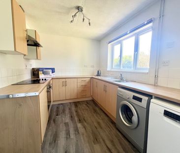 Boundary Crescent, Beeston, NG9, Nottingham - Photo 3